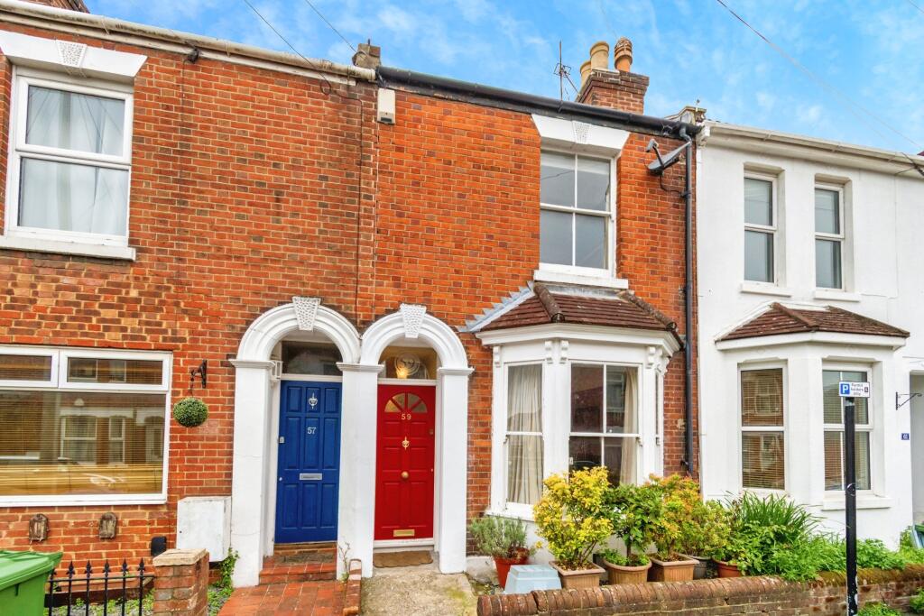 2-bed terraced on Bath Street, Southampton, SO14, £280,000
