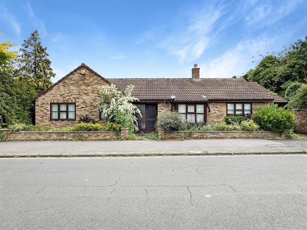 3-bed detached on Oxford Road, Cambridge, £700,000