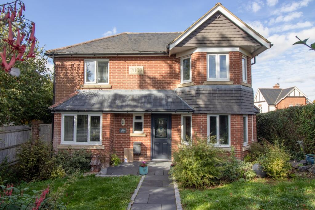 Main image of property: Grange Road, Alresford, SO24 