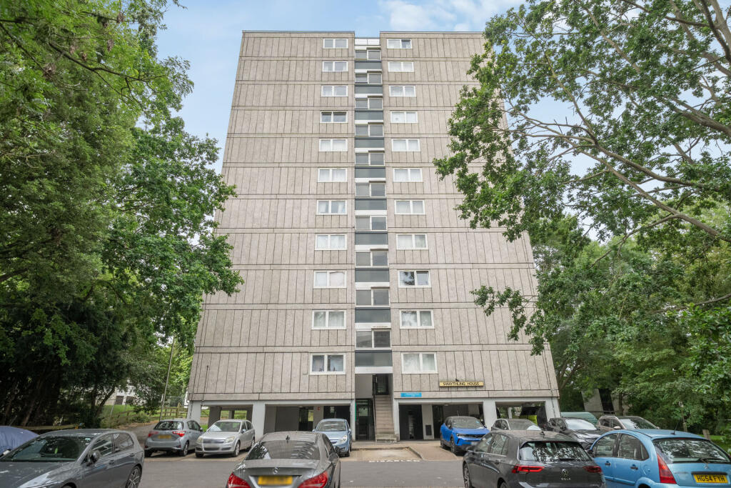 Main image of property: Tunworth Crescent, Roehampton, London, SW15