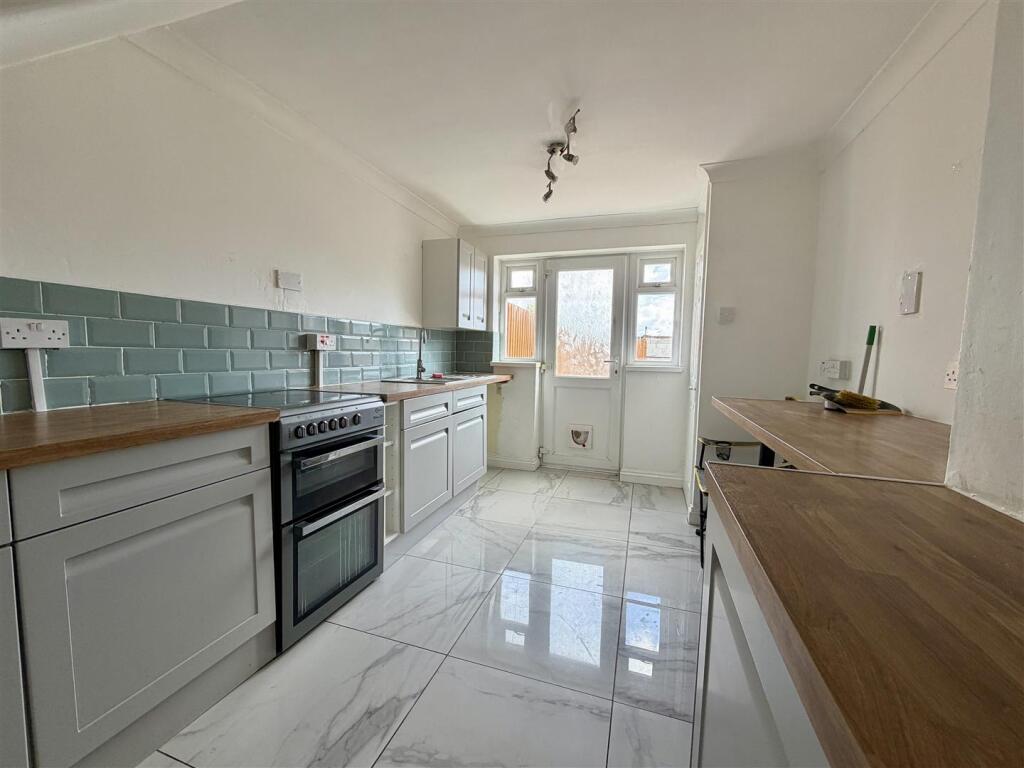 House in Newport, Chepstow - View 2