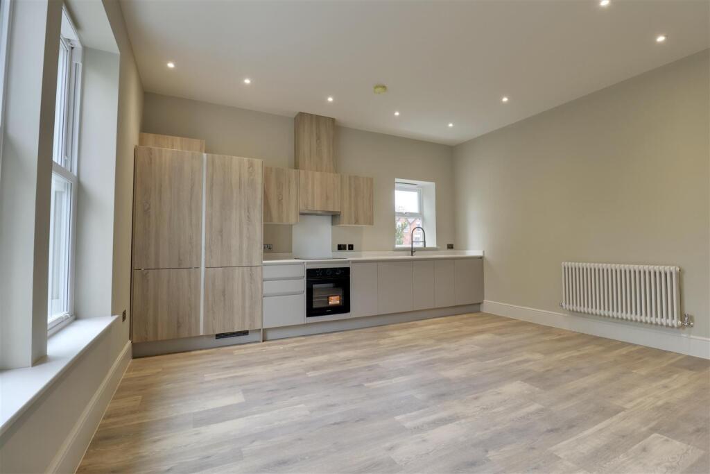 Apartment in Portsmouth - View 5
