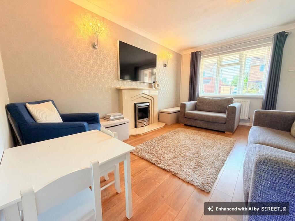 Launceston Drive, Nuneaton, CV11 photo 4