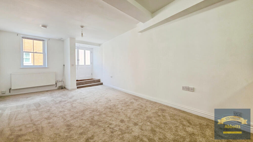Apartment in Colchester - View 2
