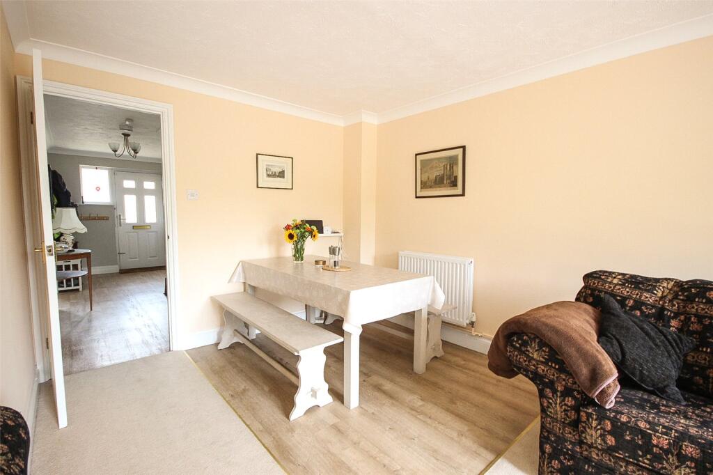 Harvey Road, Bedford, Bedfordshire, MK41 photo 3