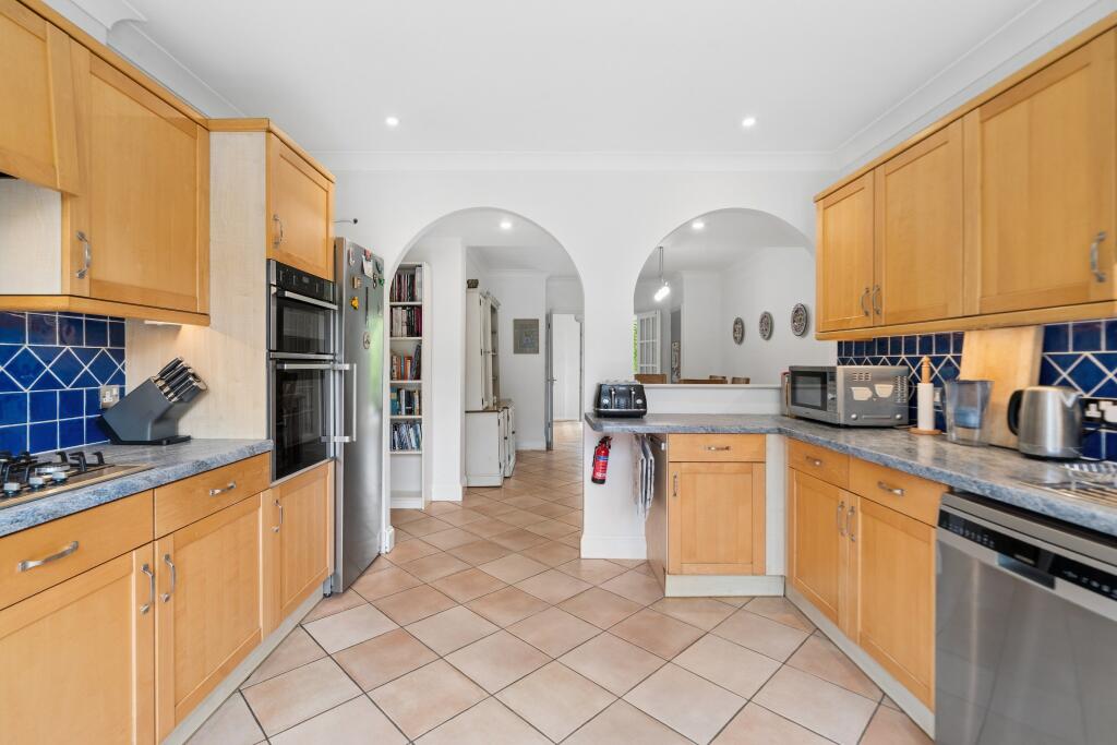 House in Maidenhead, Windsor and Maidenhead - View 4