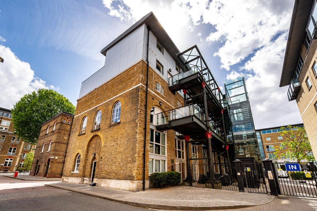 Apartment in London, Royal Borough of Greenwich - View 2