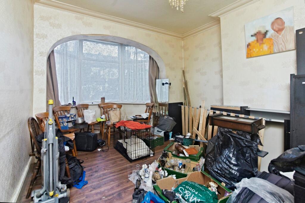 House in London - View 5