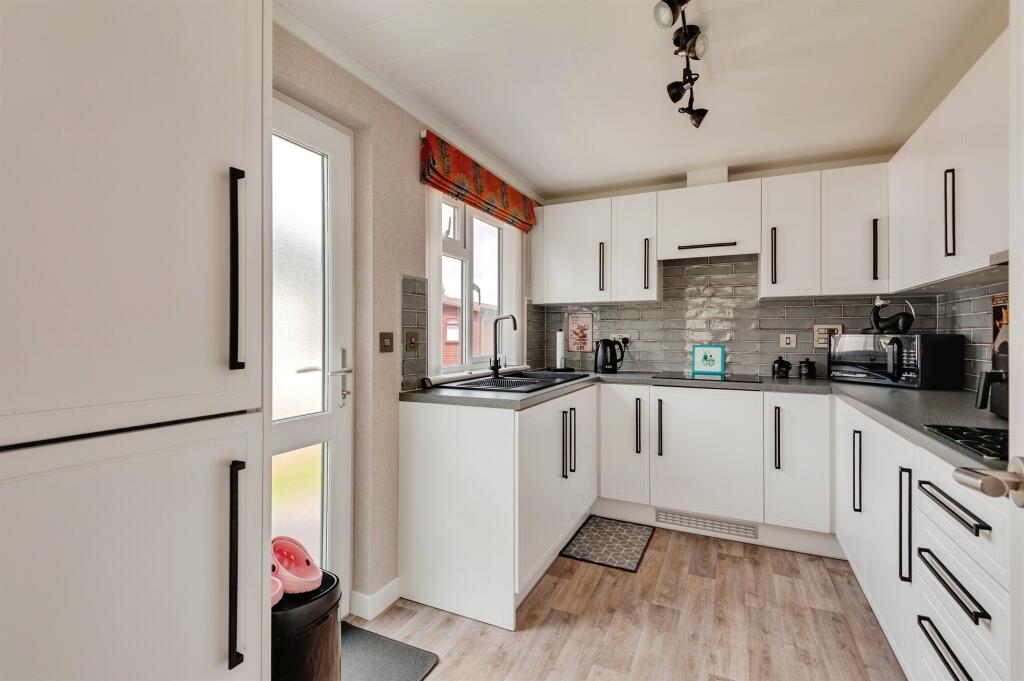 Chester Road, Frodsham photo 4