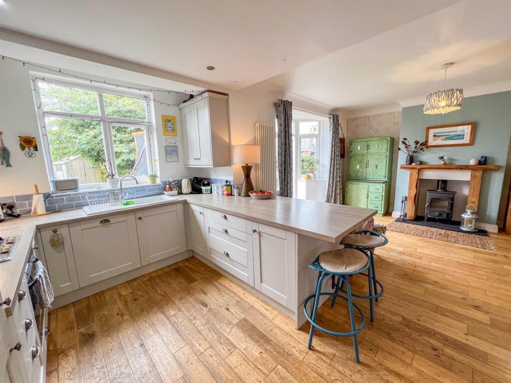 House in Galashiels - More