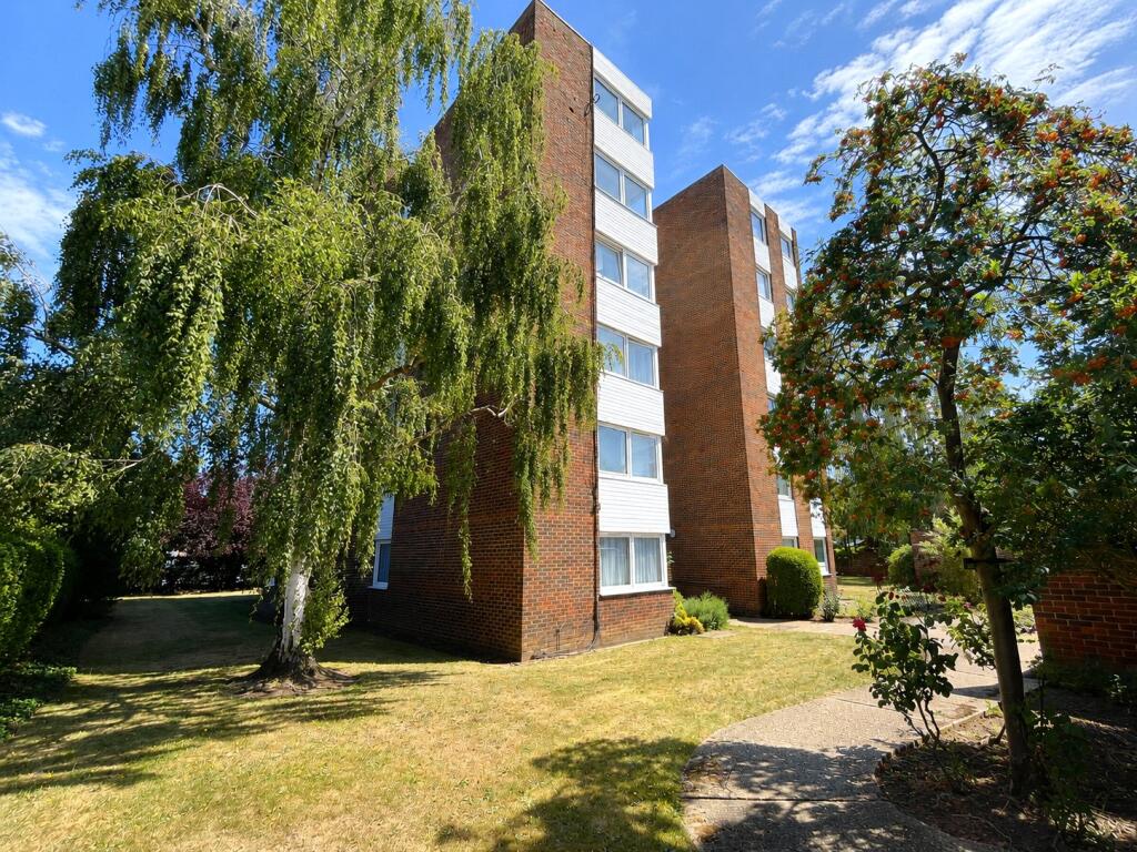 Main image of property: Ewell Road, Surbiton, KT6