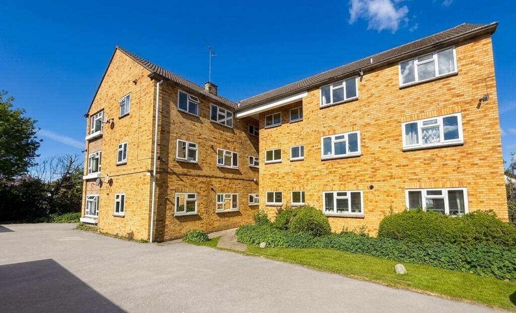 Main image of property: Cornwall Road, Uxbridge, UB8