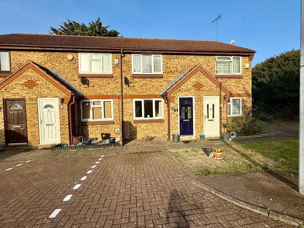 Main image of property: Highfields Close, Dunstable, Bedfordshire, LU5 4QE
