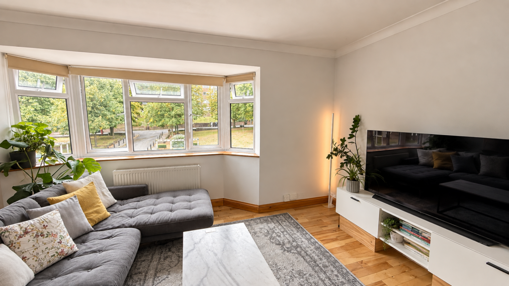 Apartment in London - View 2