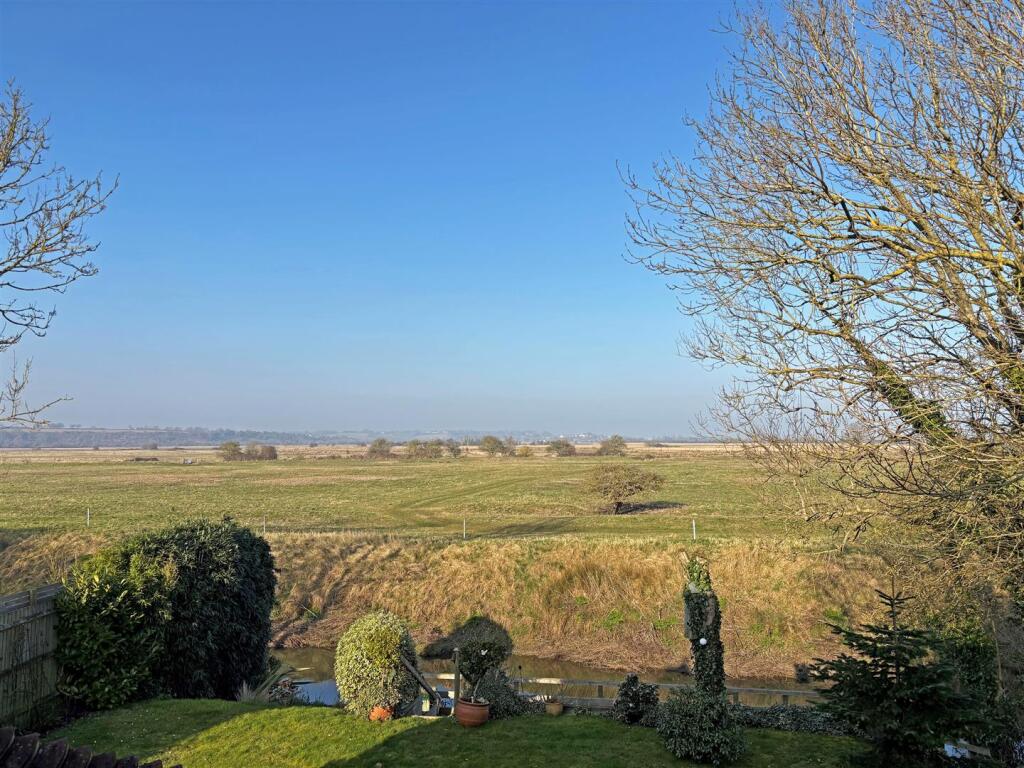 House in Tonbridge - View 2