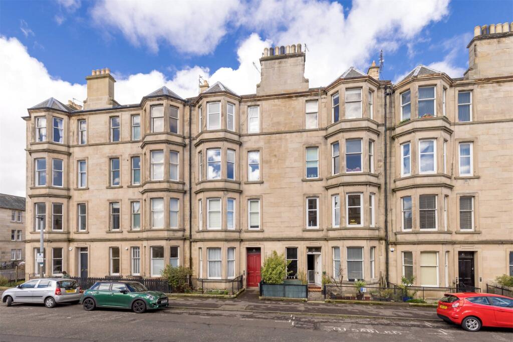 Main image of property: 14, Comely Bank Grove, Edinburgh, EH4 1AZ