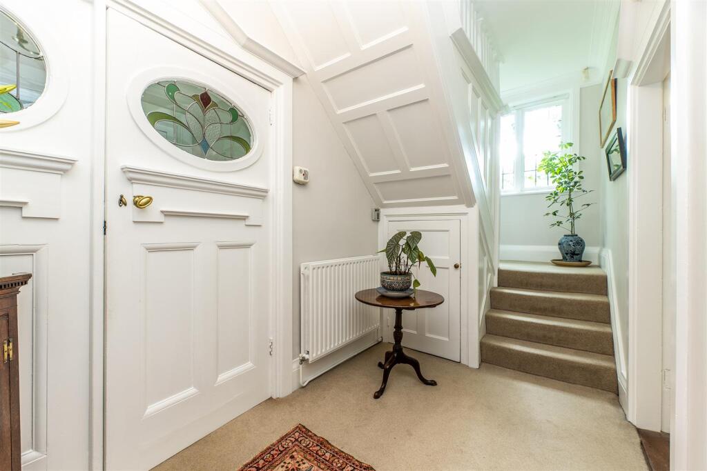 House in Nottingham, Nottinghamshire - View 5