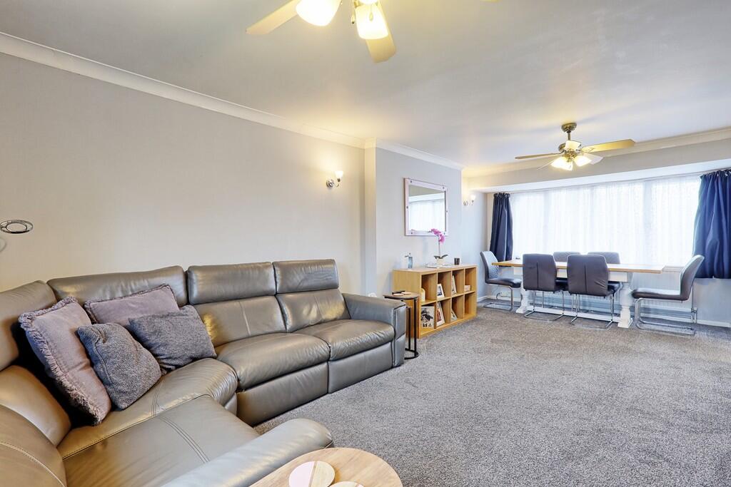 Basildon photo 4