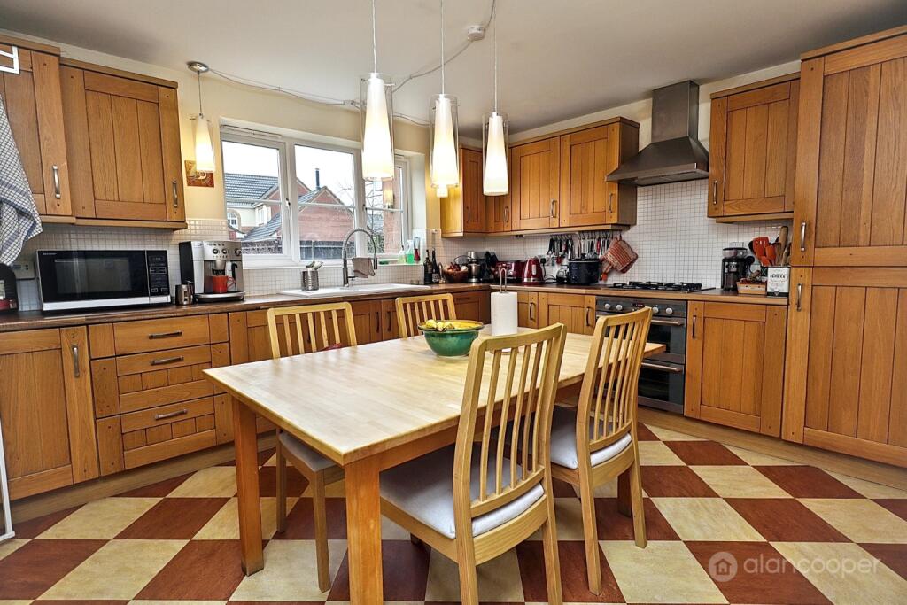 Salvia Way, Bedworth, CV12 0QF - More