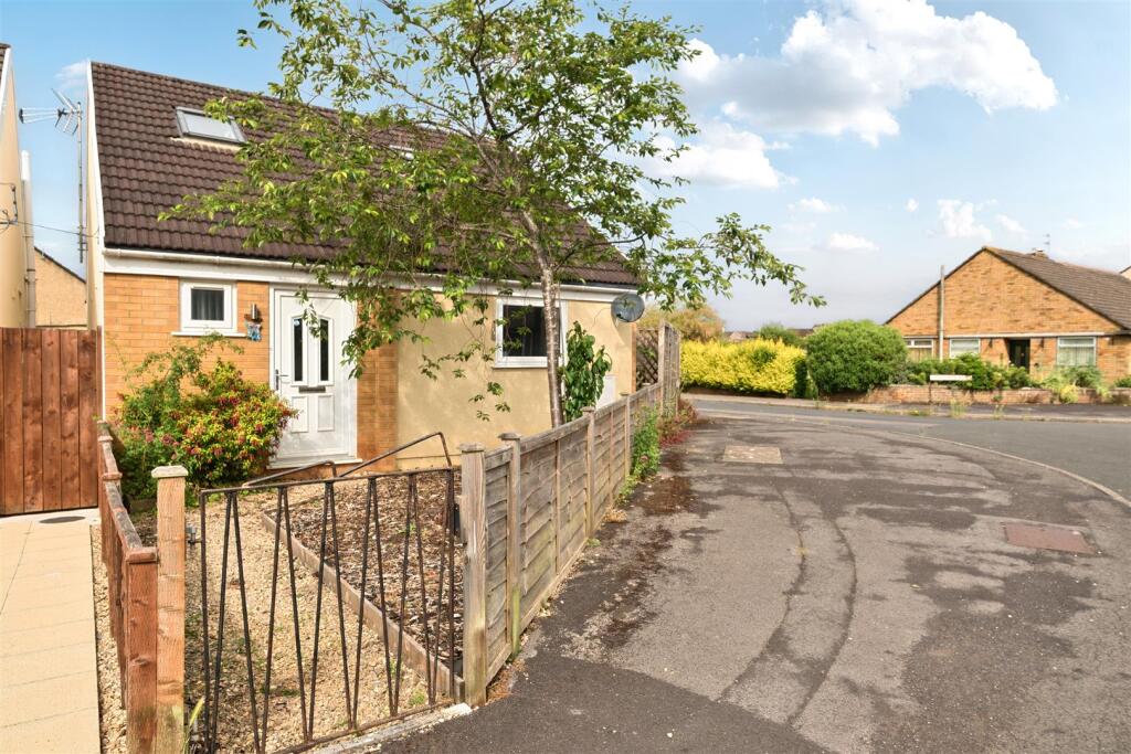 Main image of property: Westland Avenue, Oldland Common, Bristol