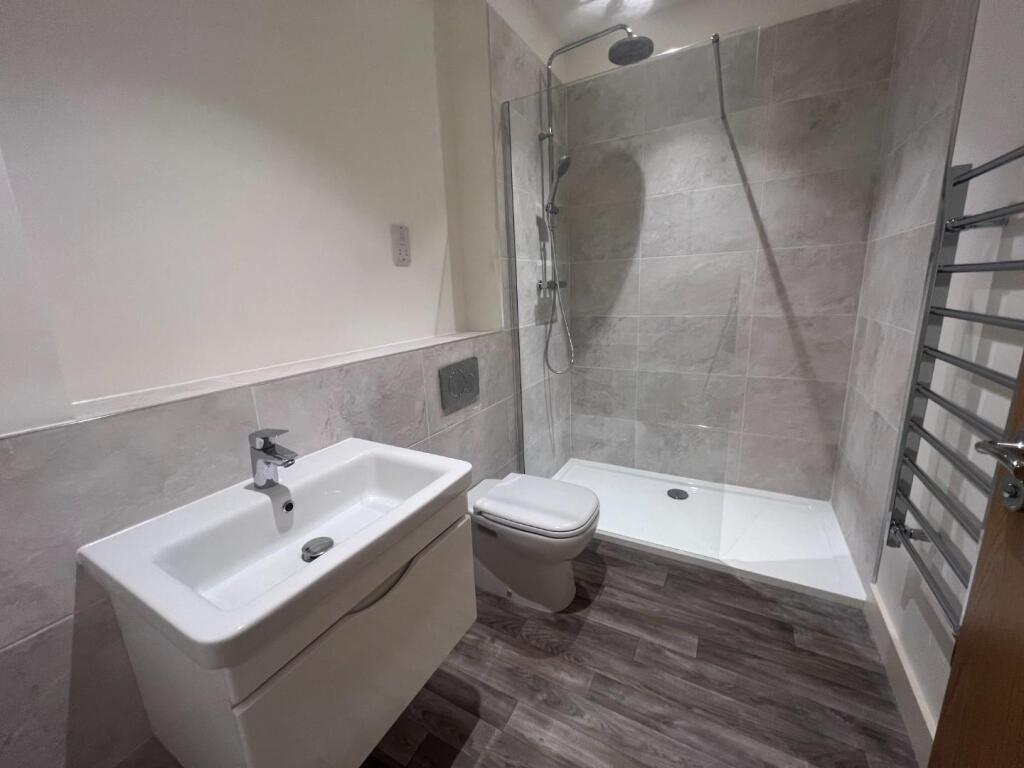 Apartment in Exeter - View 4