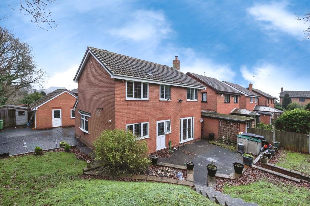 Coppice Rise, Quarry Bank, Brierley Hill photo 3