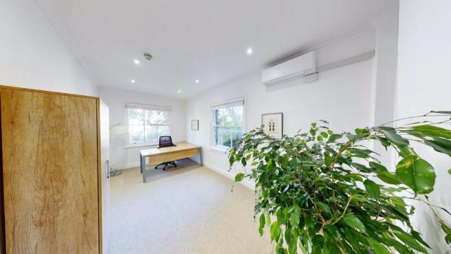 60PembrokeRoad Kensington W8 office to let west 