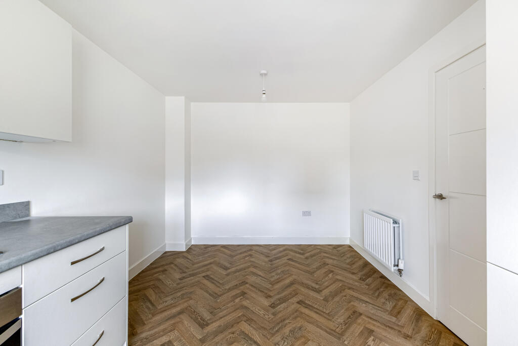 House in Stratford-on-Avon, Lighthorne Heath - View 3
