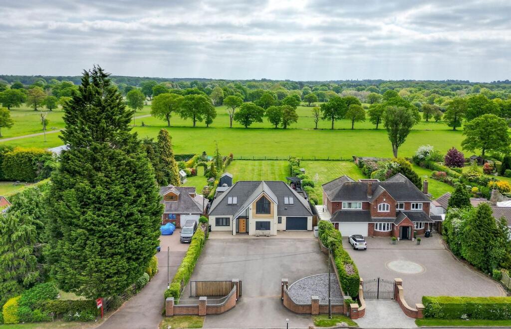 Main image of property: Earlswood Common, Earlswood, B94