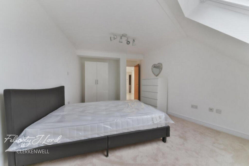 Main image of property: City Road, LONDON