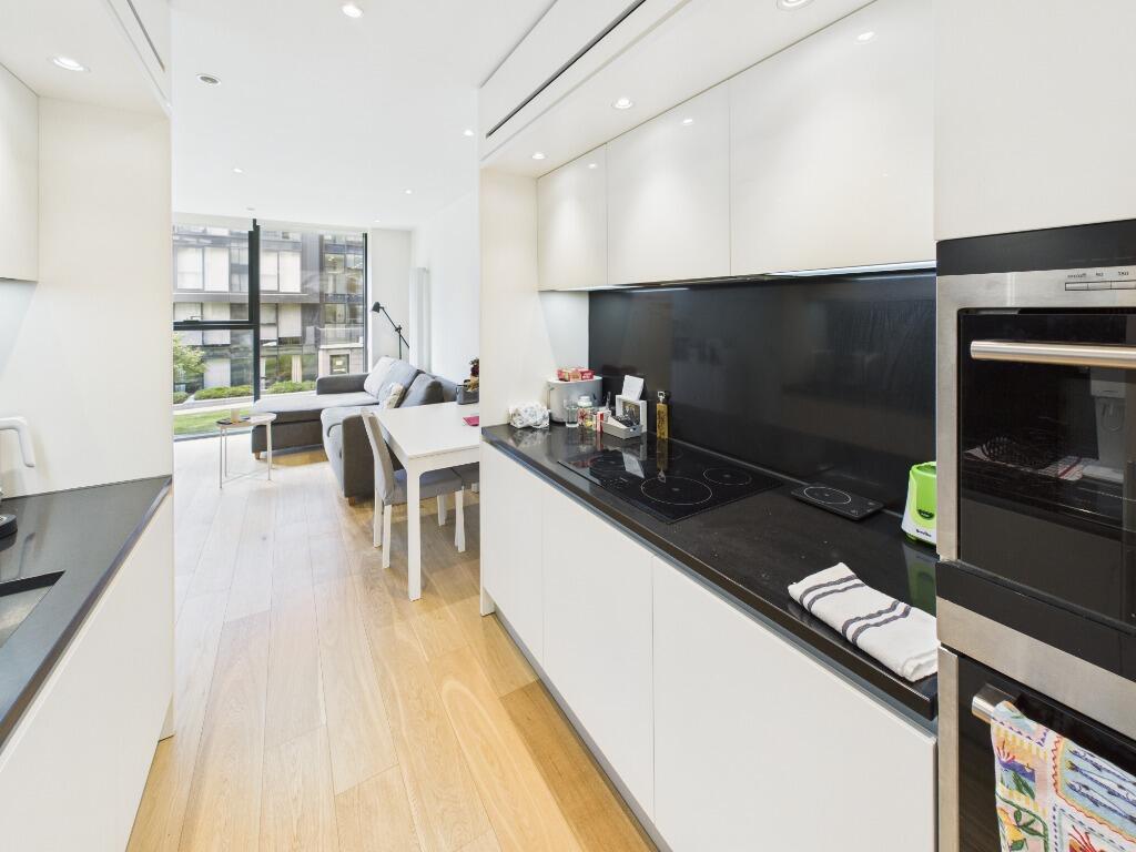 Apartment in Edinburgh - View 5