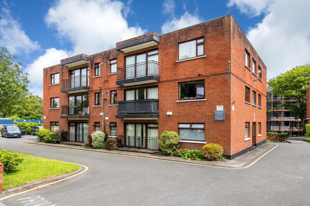 Main image of property: 7 Clonmore Court, Glasnevin, Dublin 9, D09 R258