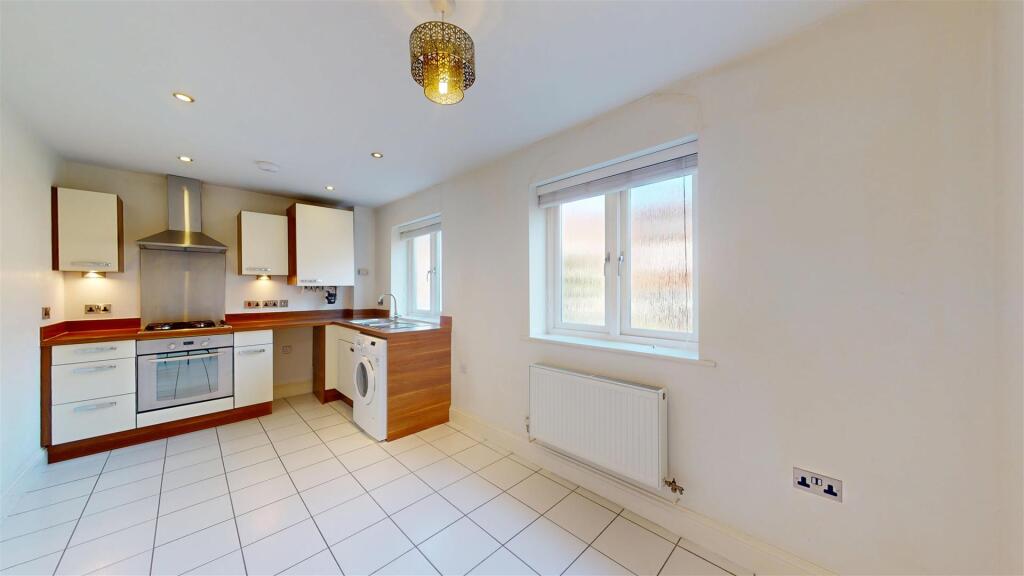 Apartment in Shrewsbury - View 3