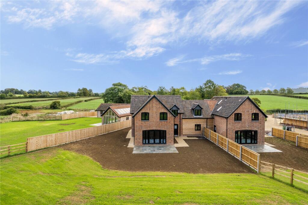 Mill Farm, Mill Lane, Misterton, Crewkerne, TA18 - View 3