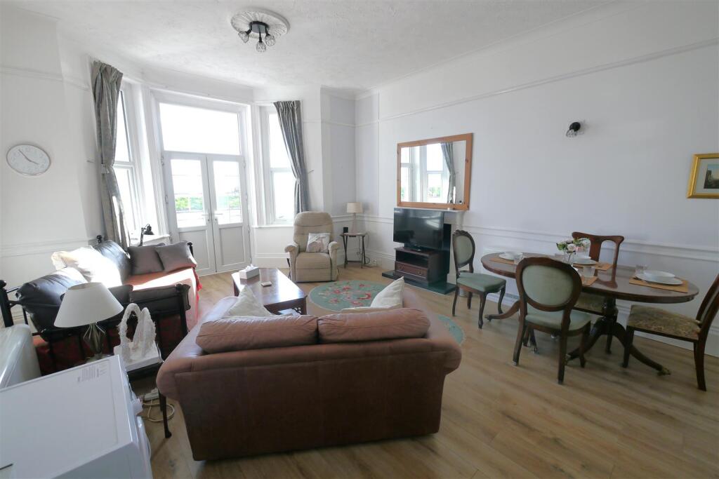 Apartment in Brighton - View 5