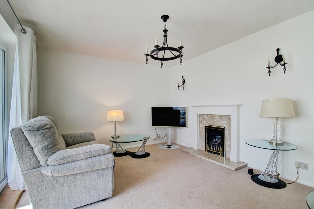 Mountford Crescent, Aldridge, WS9 photo 4