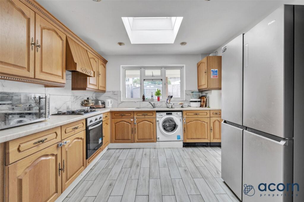 House in London - View 3