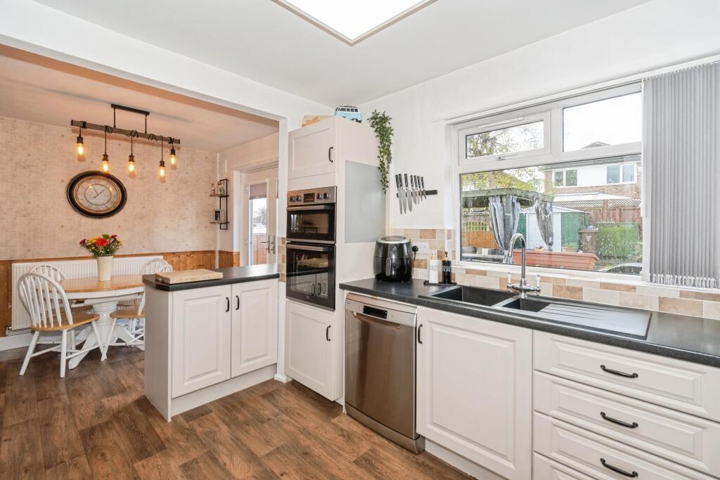 Gloucester Avenue, Keighley, BD20 - View 4