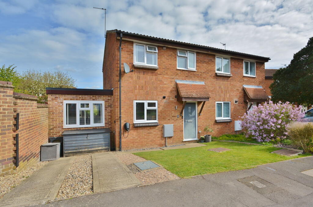 Main image of property: Hazelrig Drive, Thame