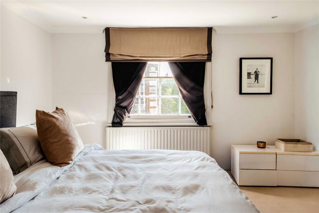Apartment in London - More