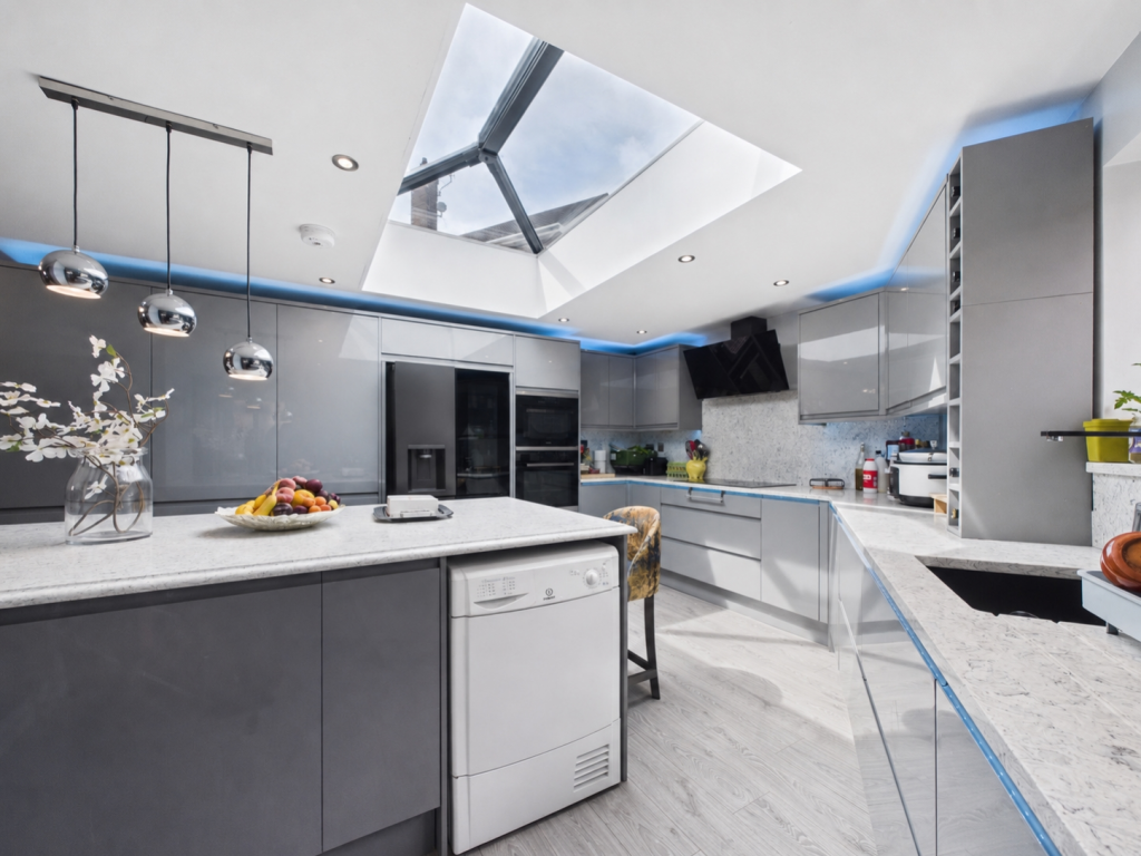 Redland Drive, Beeston, Nottingham, Nottinghamshire, NG9 - More