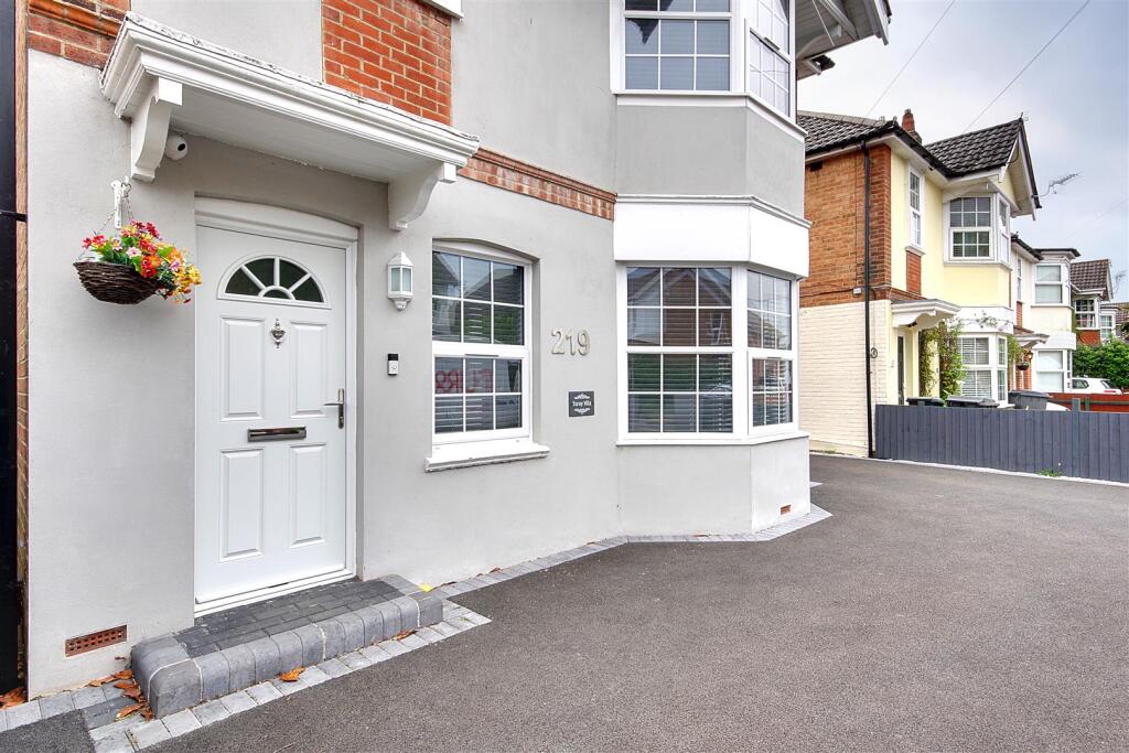 Turay Villa, Capstone Road, Bournemouth photo 3