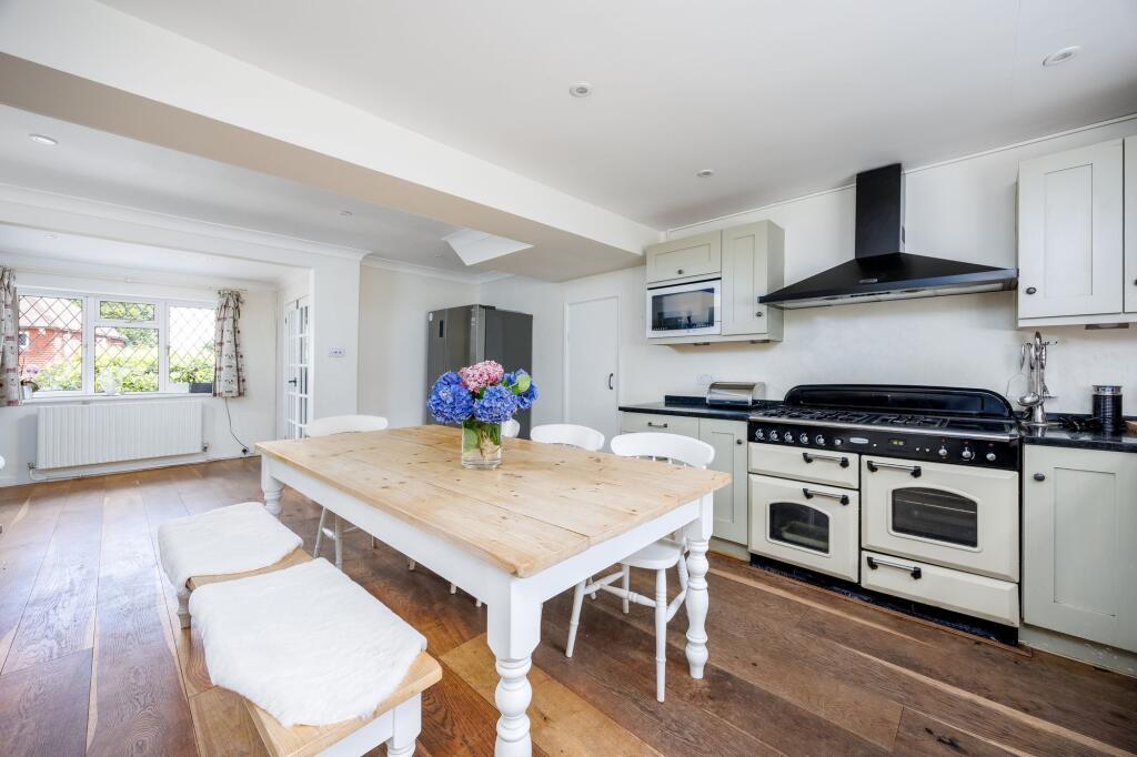 High Hurst Close, Newick, BN8 photo 4