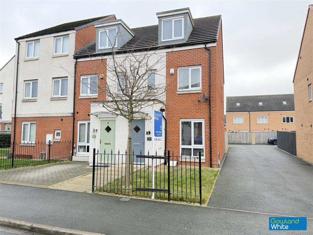 Main image of property: Deepdale Avenue, Stockton-On-Tees, TS18 2QE