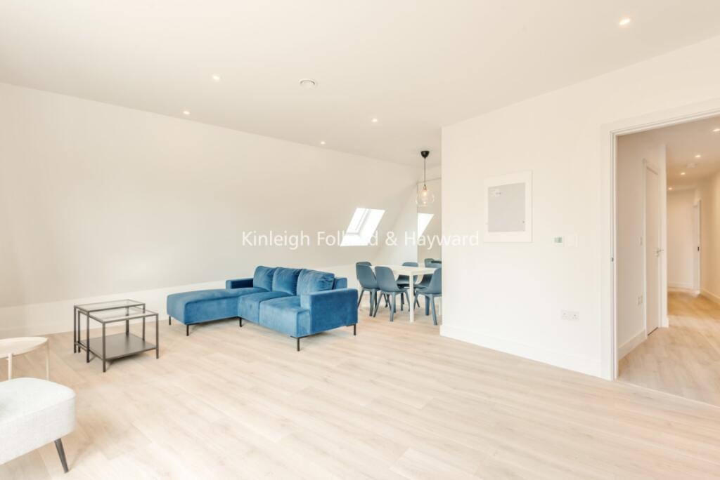 Main image of property: Red Post Hill, London, SE24