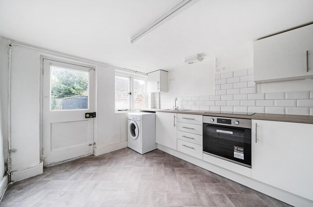 House in Portsmouth - View 5