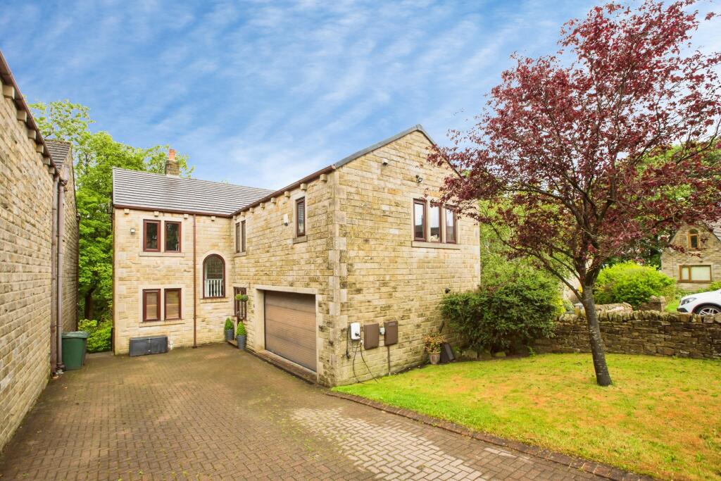 Main image of property: April Gardens, Bradford, BD13