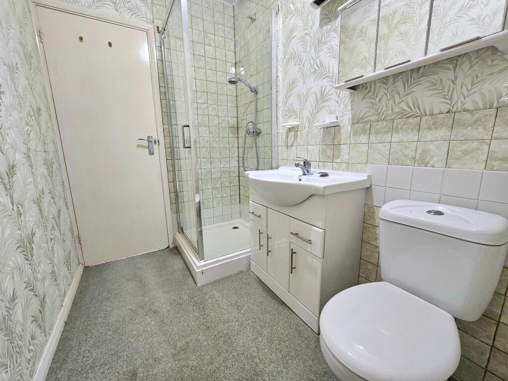 Apartment in Lewes, South Heighton - View 3