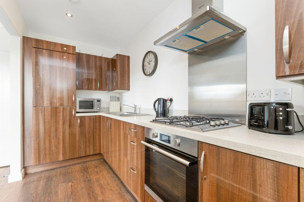21/8 Muirhouse Parkway, Muirhouse, Edinburgh, EH4 5JG photo 4