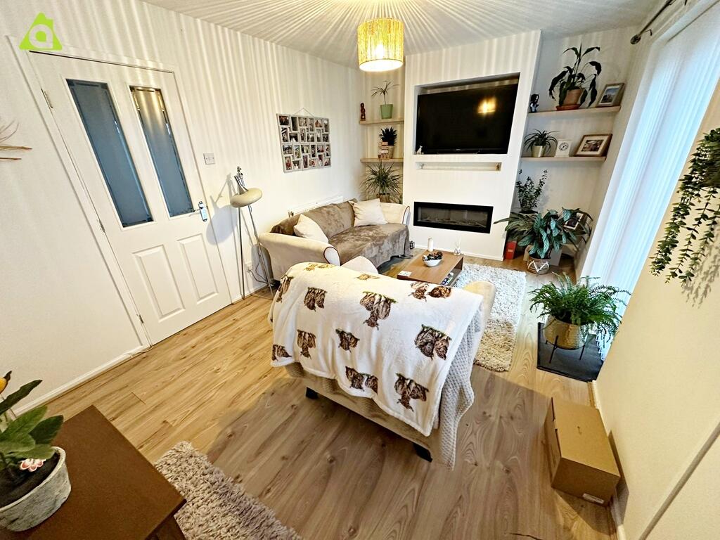 Meadow Walk, Farnworth, BL4 0AF photo 2